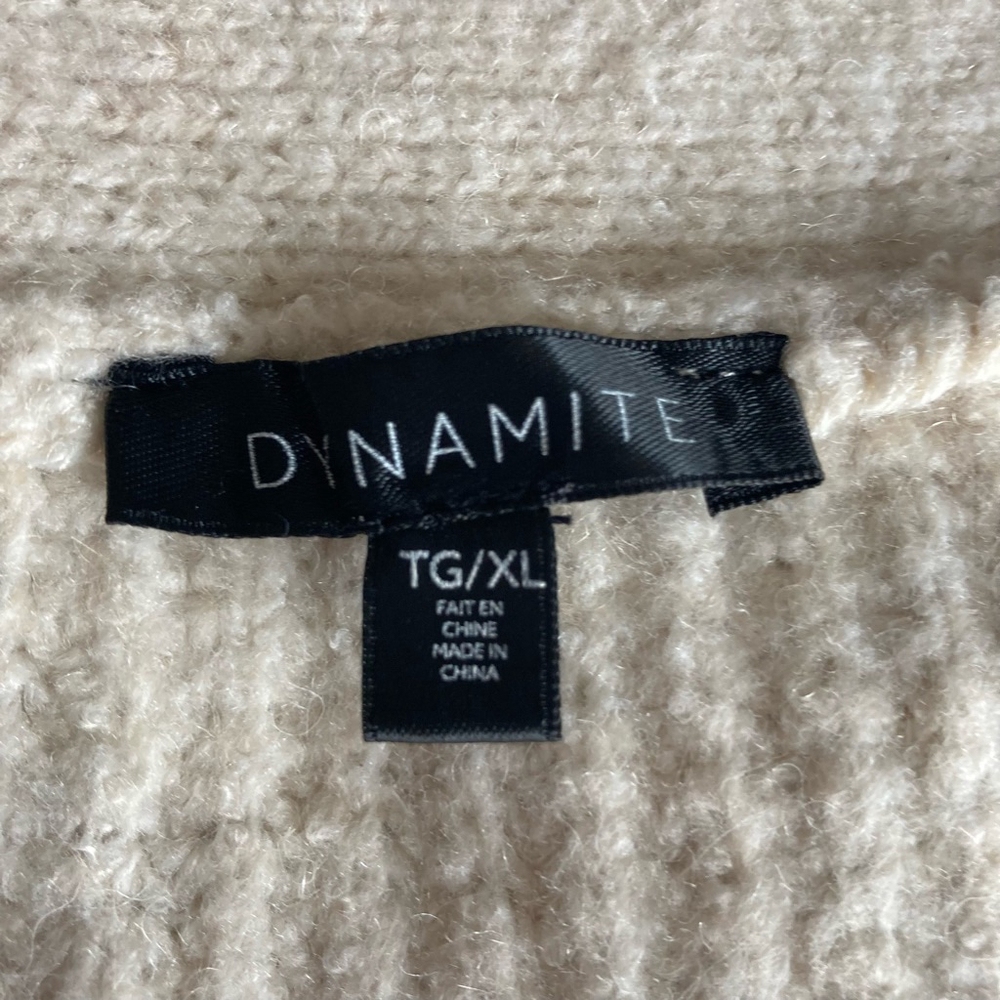 Elegant Cream Women's Cardigan - Picture 10 of 11